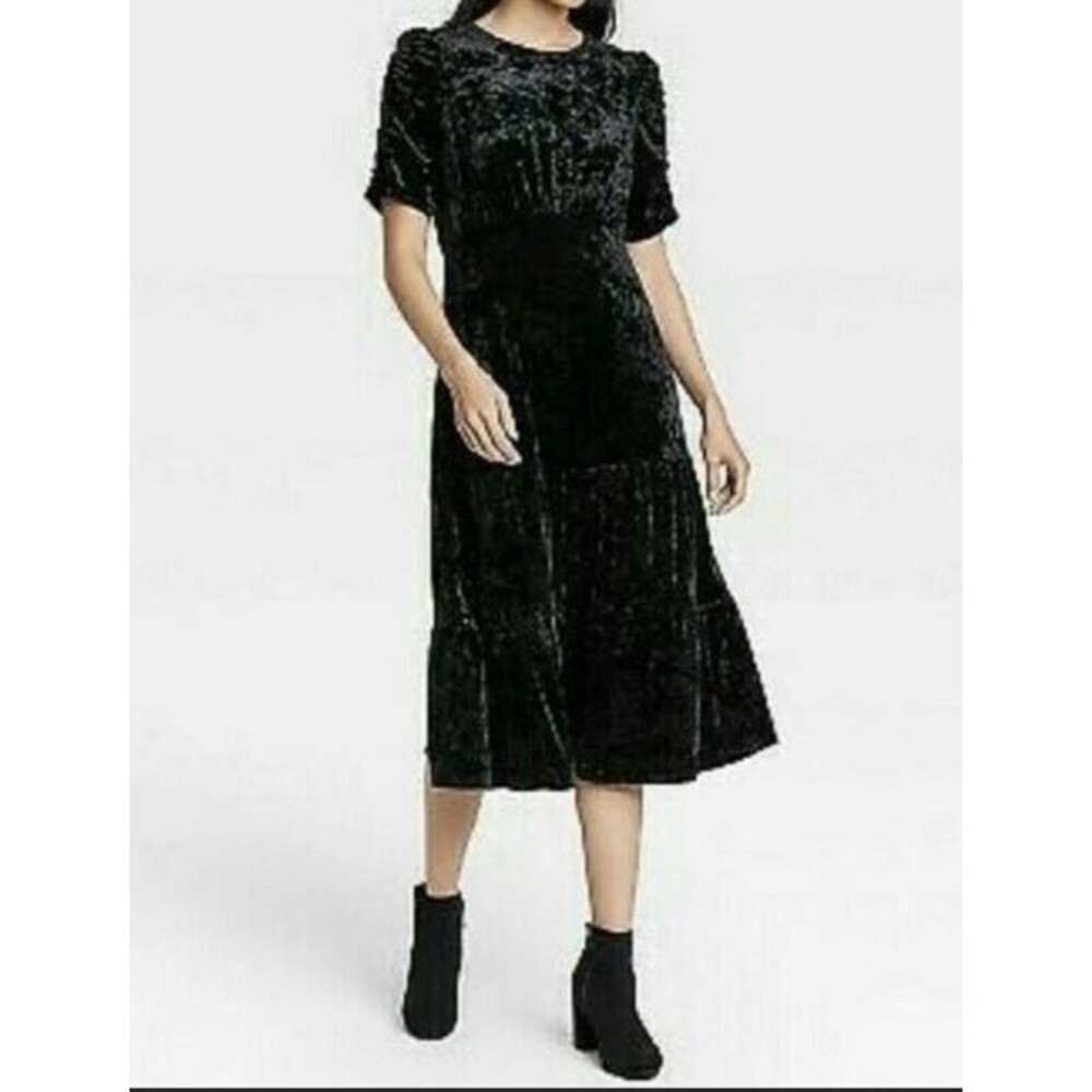 NEW Tiered Velvet Midi Dress Size S Black Crushed Keyhole Punk Whimsy Goth
